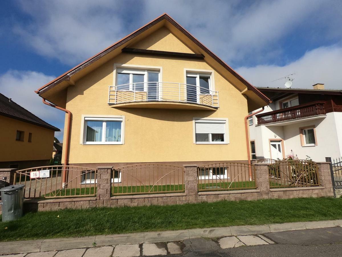 Apartment Amy Liptovský Mikuláš Buitenkant foto